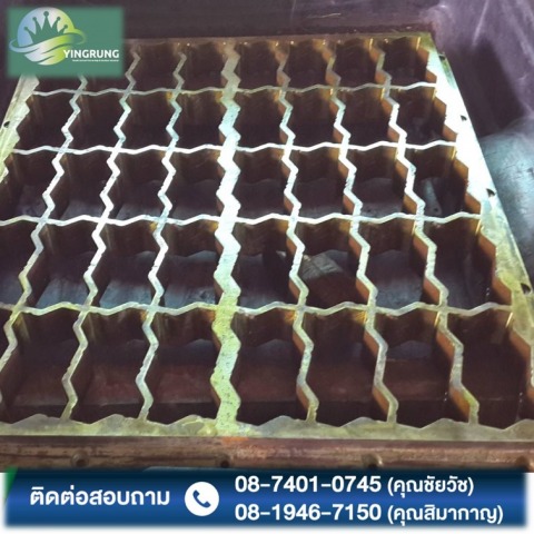 งานเจาะรูและงานคว้านรูชิ้นส่วนเครื่องจักรขนาดใหญ่